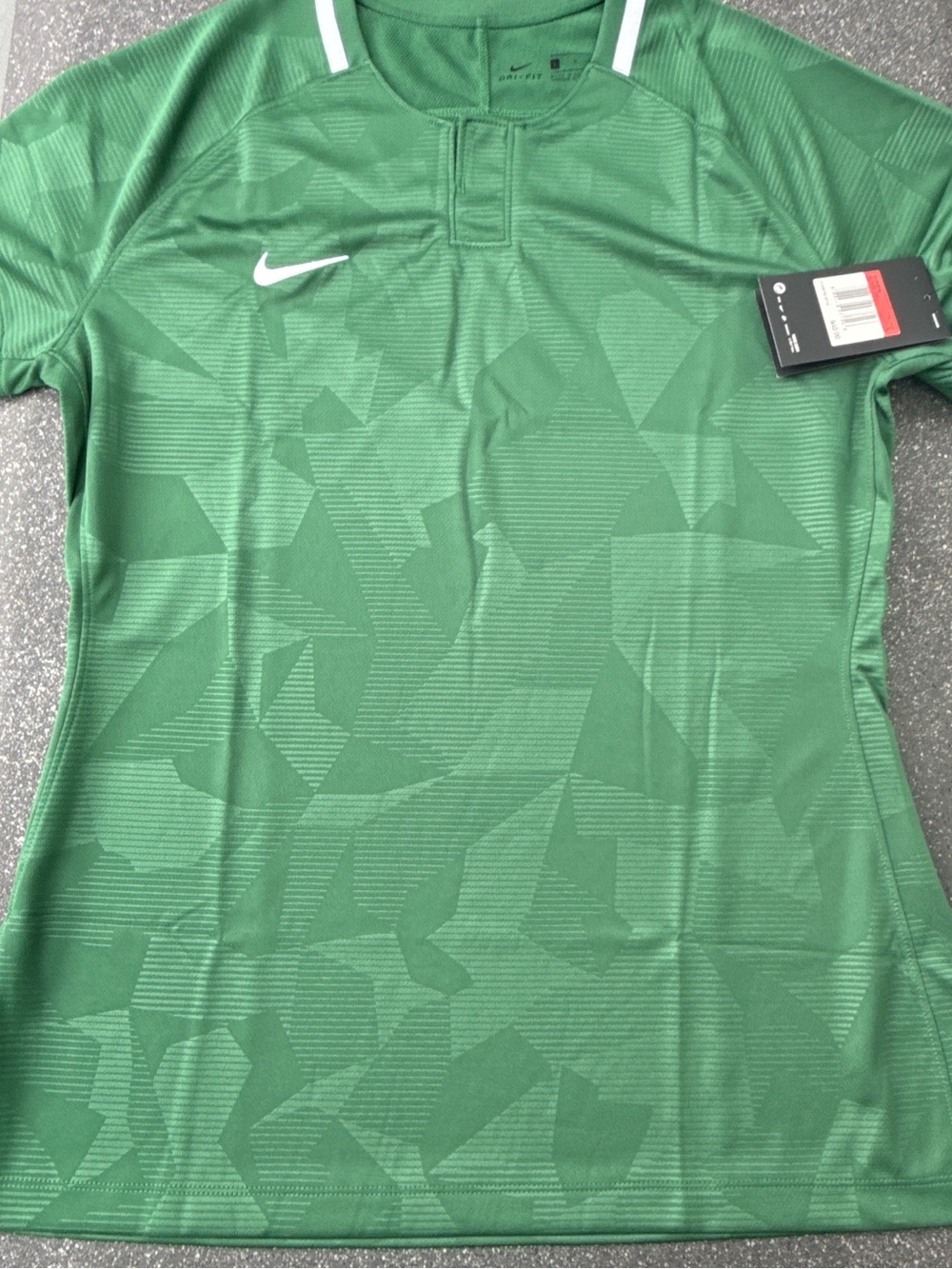 Nike Green Women's Athletic Jersey with Black Retail Hang Tag